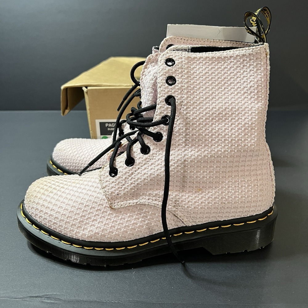 Dr. Martens Women's Page Waffle Cotton Bubblegum Barbiecore Boots Size 8 New - Picture 2 of 8